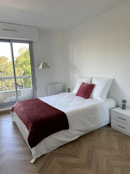 Appartement Neuf Avec Balcon Et Parking Prive Кан Екстериор снимка