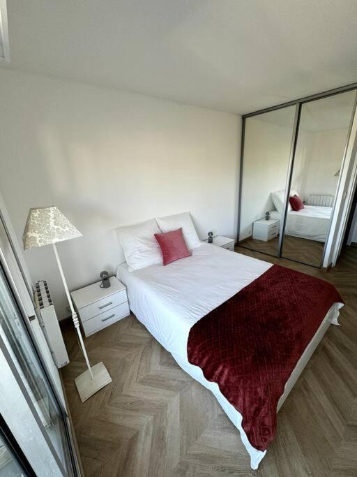 Appartement Neuf Avec Balcon Et Parking Prive Кан Екстериор снимка